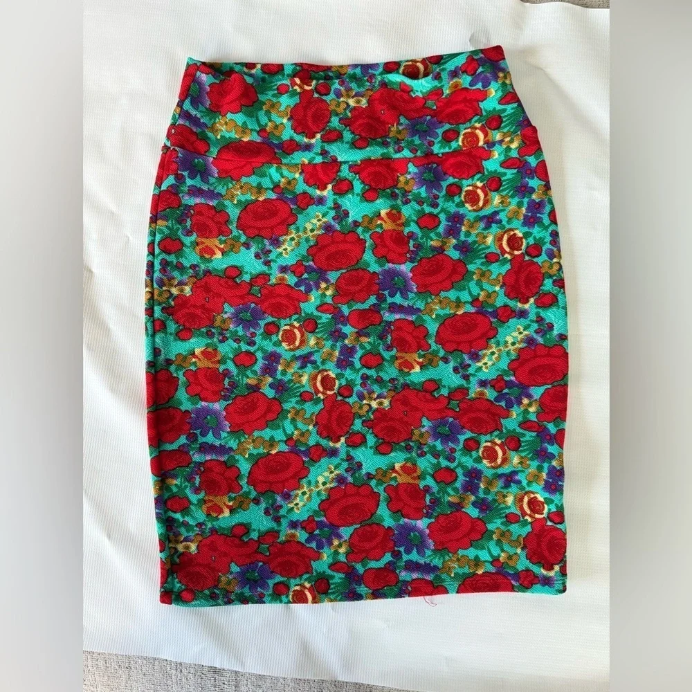 LuLaRoe Cassie Red and Blue/Green Floral Pencil Skirt